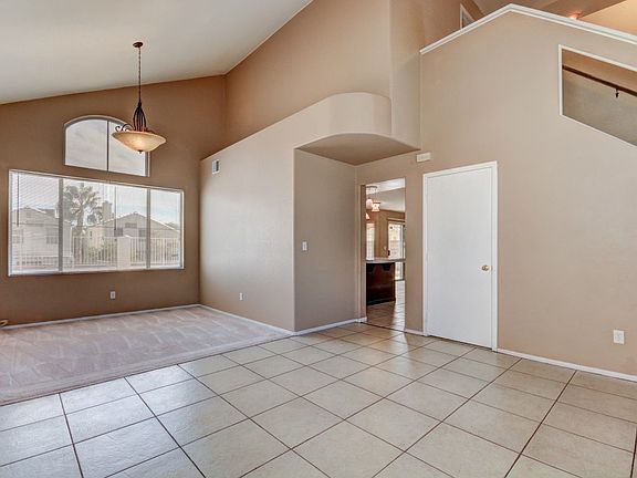 4th image of 1840 Pacific Terrace Dr