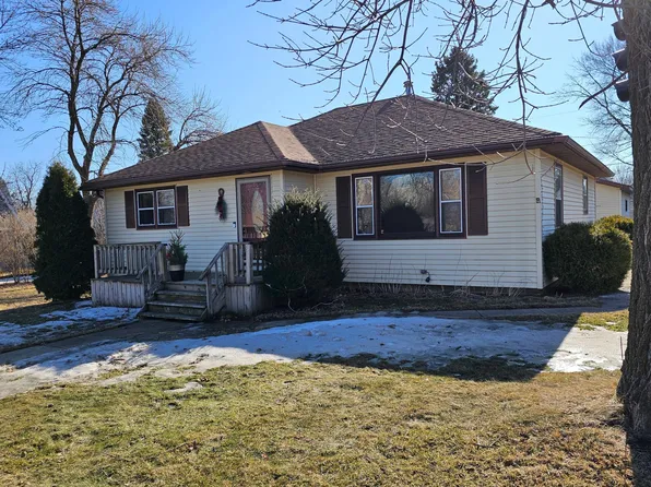 307 4th Ave W, Lamberton, MN 56152