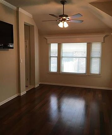 4th image of 14918 Doria Dr