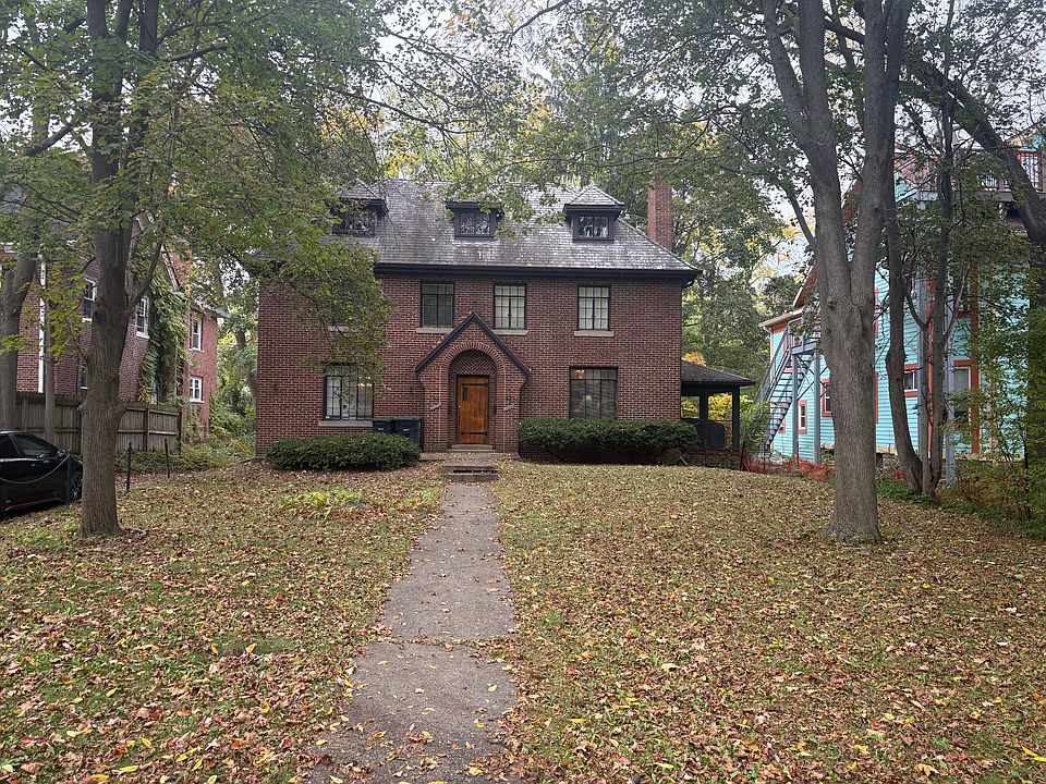 1st image of 910 Baldwin Ave