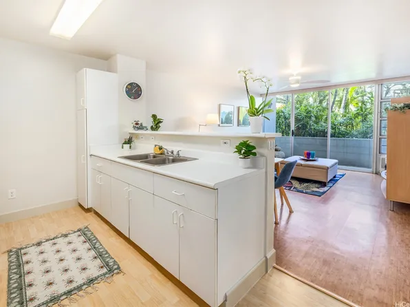 1133 Waimanu St APT 107, Honolulu, HI 96814