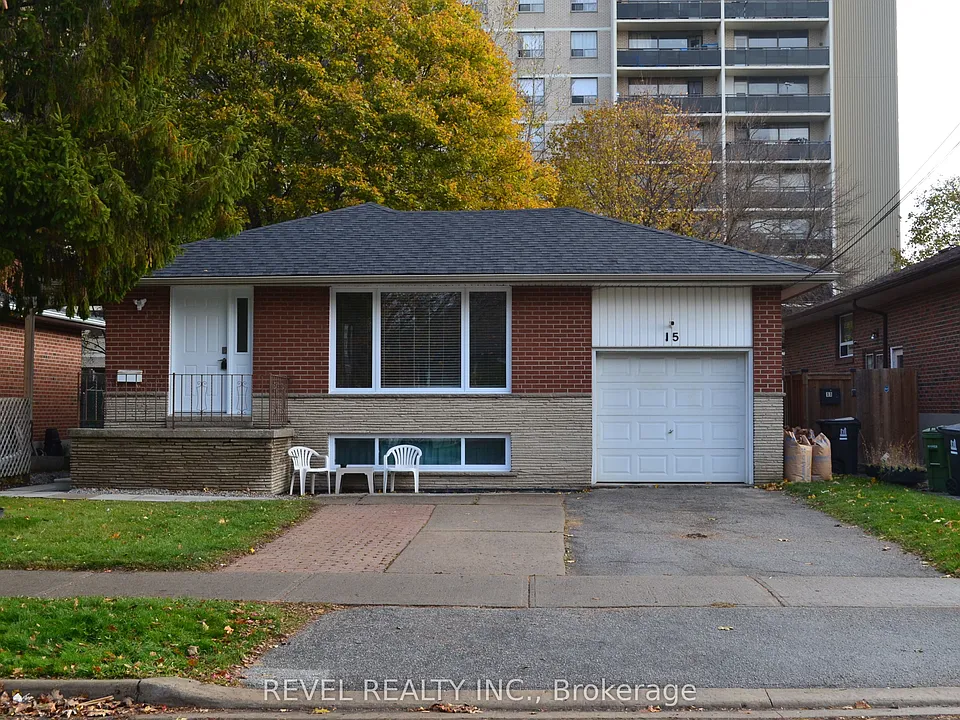 15 Cedar Brae Blvd