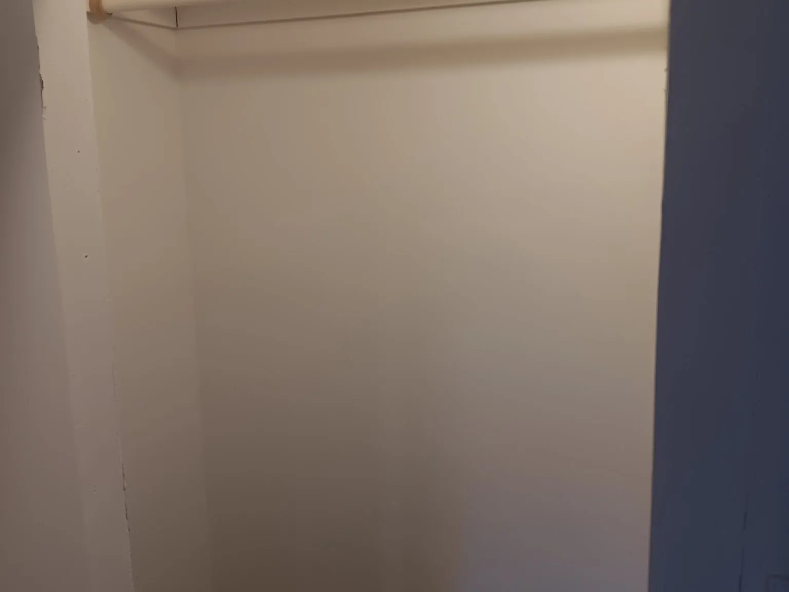 1 bed, 900 sqft, $1,800 — Photo 1