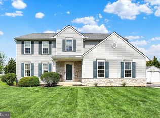 182 Countryside Ln, Marietta, PA 17547