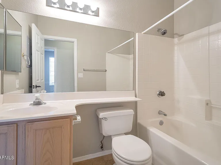 1633 E Lakeside Dr #109 — Photo 12