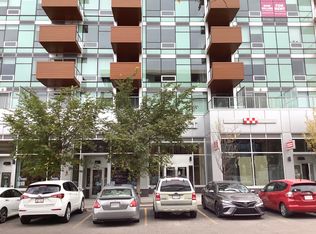 110 18a St NW #403, Calgary, AB T2N 2G9