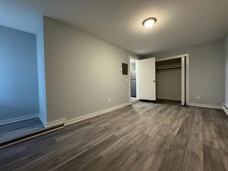 219 Howe Ave #1BL — Photo 3
