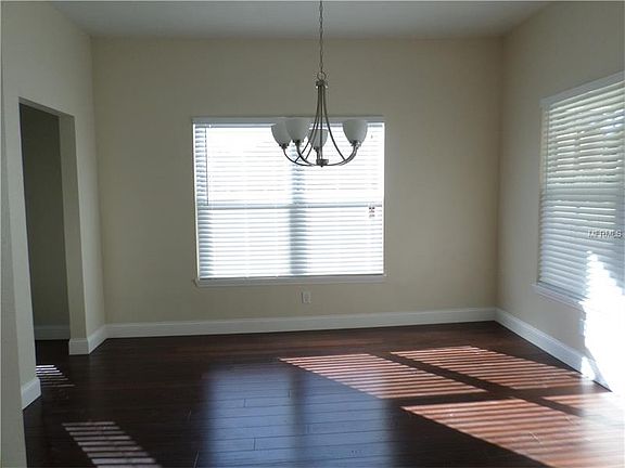 4th image of 903 E 23rd Ave
