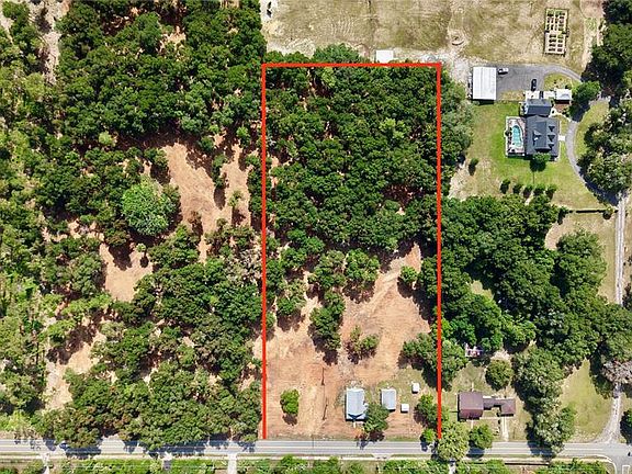 2nd image of 450 OLD GENEVA ROAD