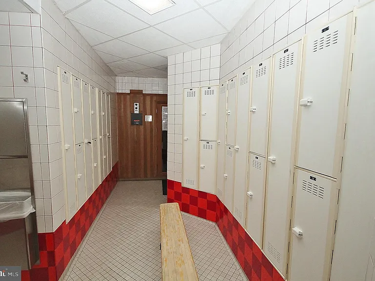 2151 Jamieson Ave #2011 — Photo 47