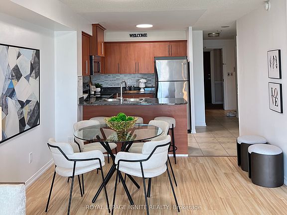 4th image of 8 Rosebank Dr #7G