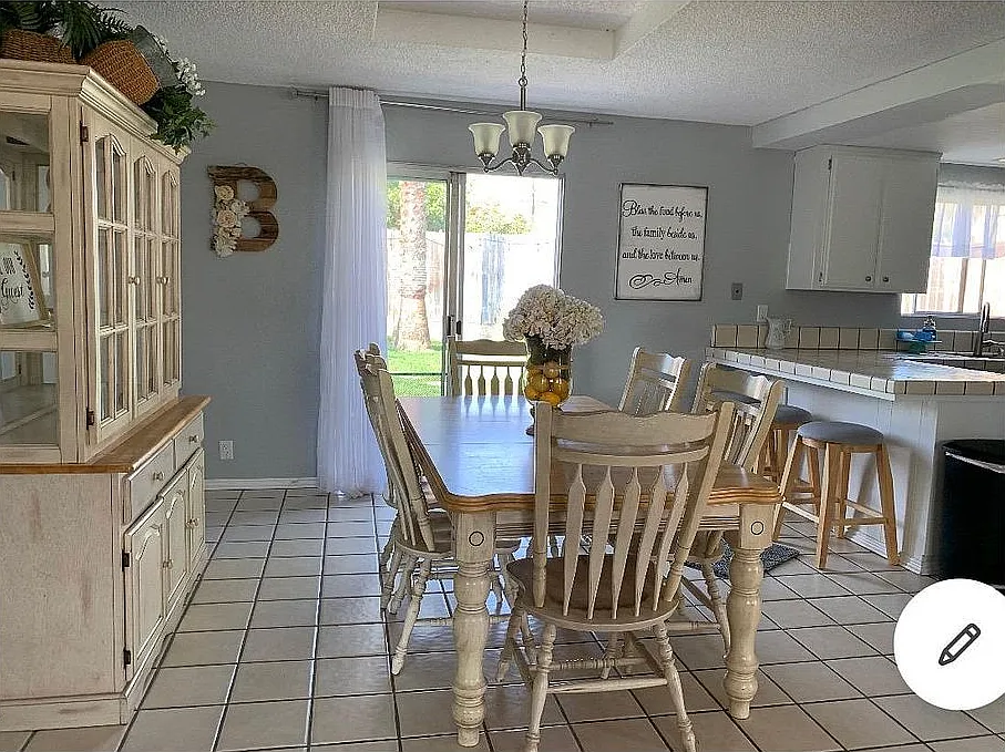 2 bed, 1120 sqft, $2,650 — Photo 3