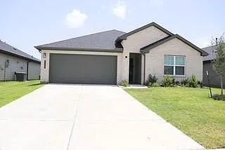 31739 Margaret Woods Ln — Photo 1