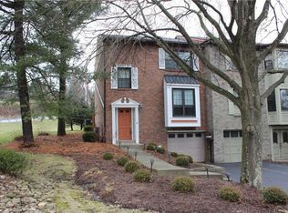 500 Thorncliffe Dr, Pittsburgh, PA 15205