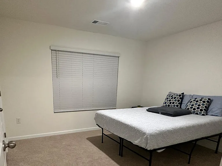 1425 Village Brook Dr — Photo 14