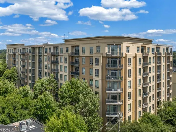 711 Cosmopolitan Dr #321, Atlanta, GA 30324