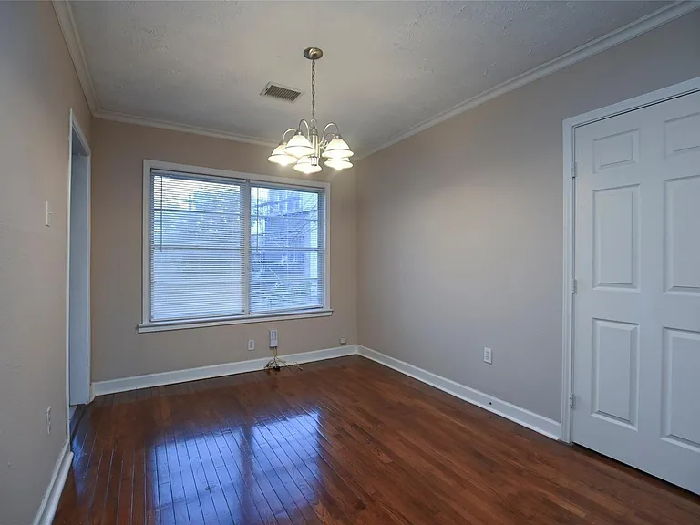 2003 McClendon St #4 — Photo 5