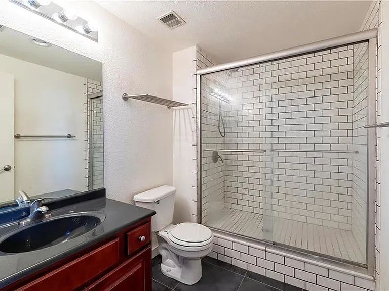 1535 Walnut St #701 — Photo 14
