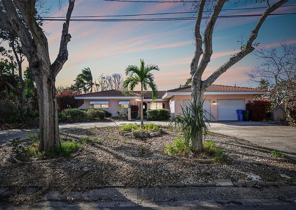1st image of 3180 SUNSET DRIVE N