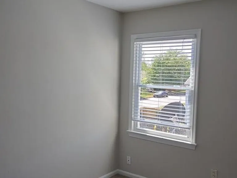 2537 Townfield Ln — Photo 19