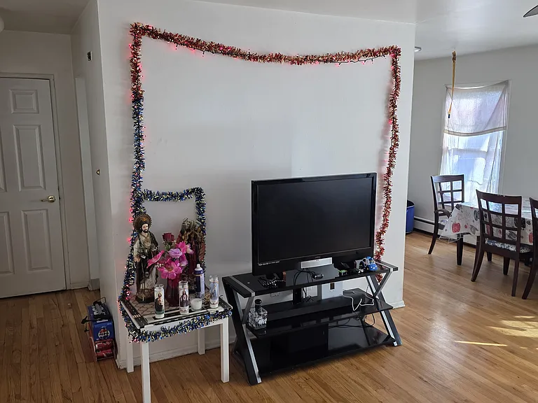 54 Stonehurst Blvd #G — Photo 4