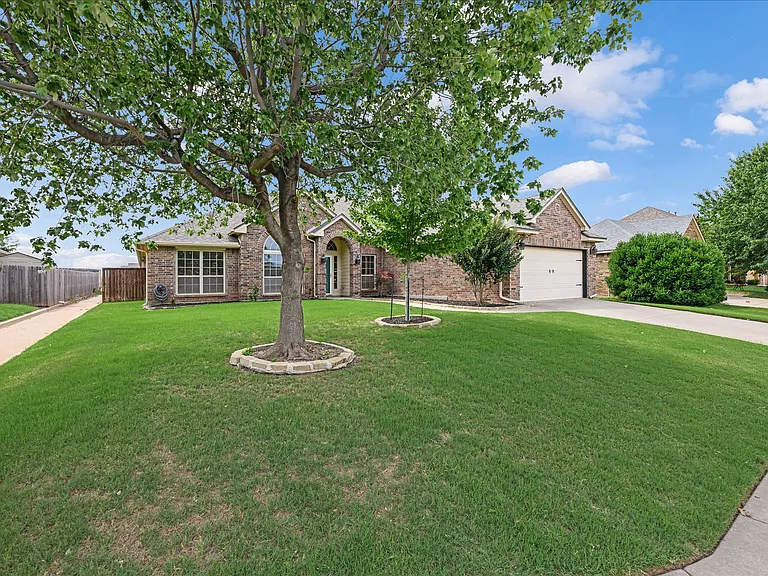 8725 Pikes Peak Rd — Photo 4
