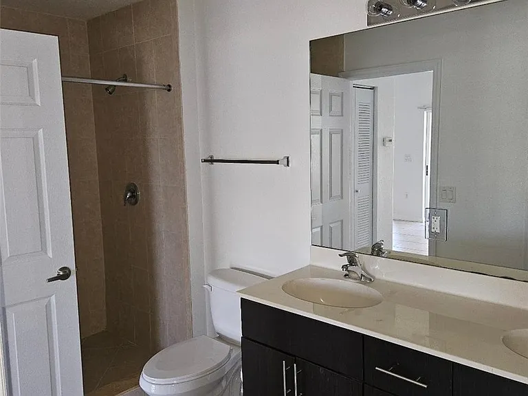 13170 Bella Casa Cir #293 — Photo 9