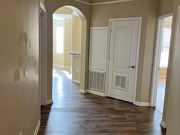 3rd image of 17957 Villa Creek Dr