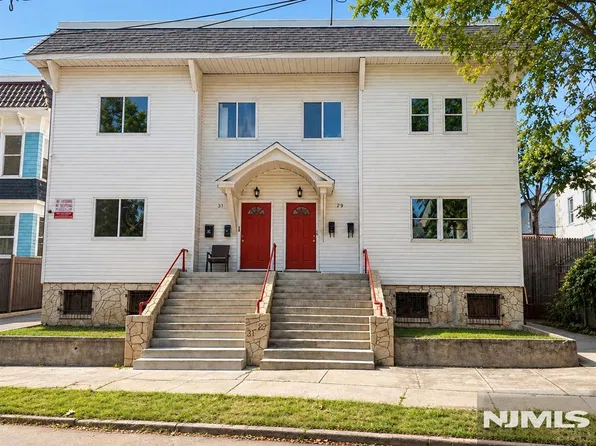29-31 Goodwin Avenue, Newark, NJ 07112