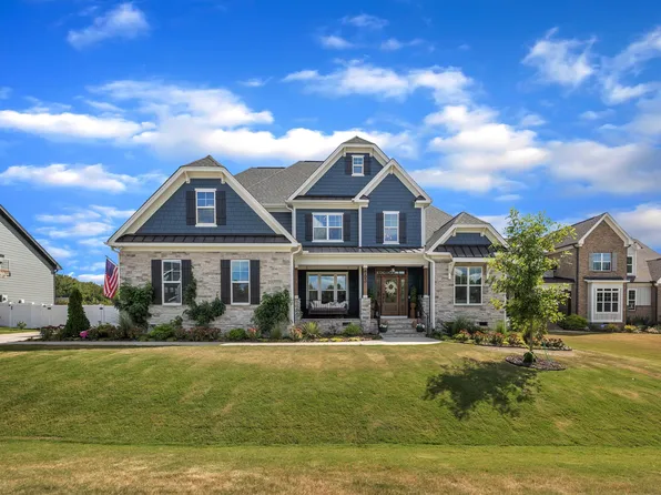63 Maeview Ln, Raleigh, NC 27603