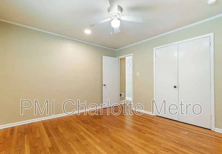 1733 Academy St — Photo 10