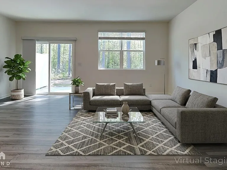 3003 Fulong Dr — Photo 2