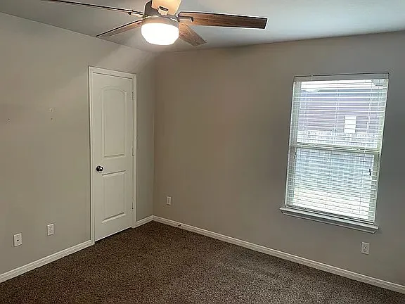 5317 Othello Dr — Photo 10