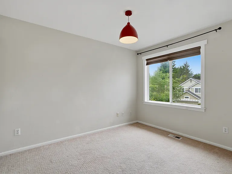 25023 SE 43rd Way — Photo 16