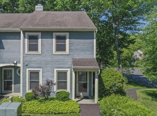 4 Freemans Way, Halfmoon, NY 12065