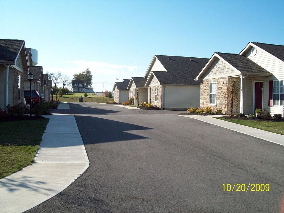 890 Country Side Ln Sidney OH Zillow