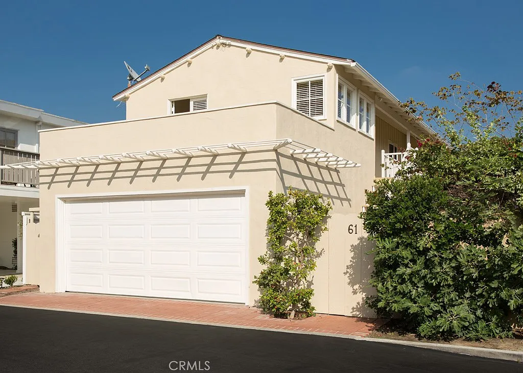 4 bed, 2222 sqft, $8,995 — Photo 4
