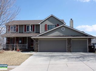 6828 S 44th St, Lincoln, NE 68516