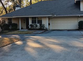 652 S Reeve Rd, Saint Helena Island, SC 29920