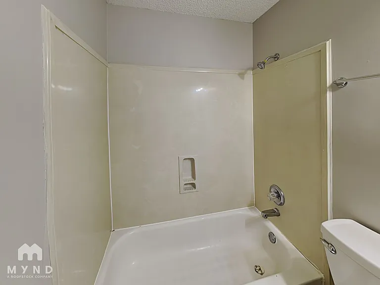 429 Dove Valley Rd — Photo 32