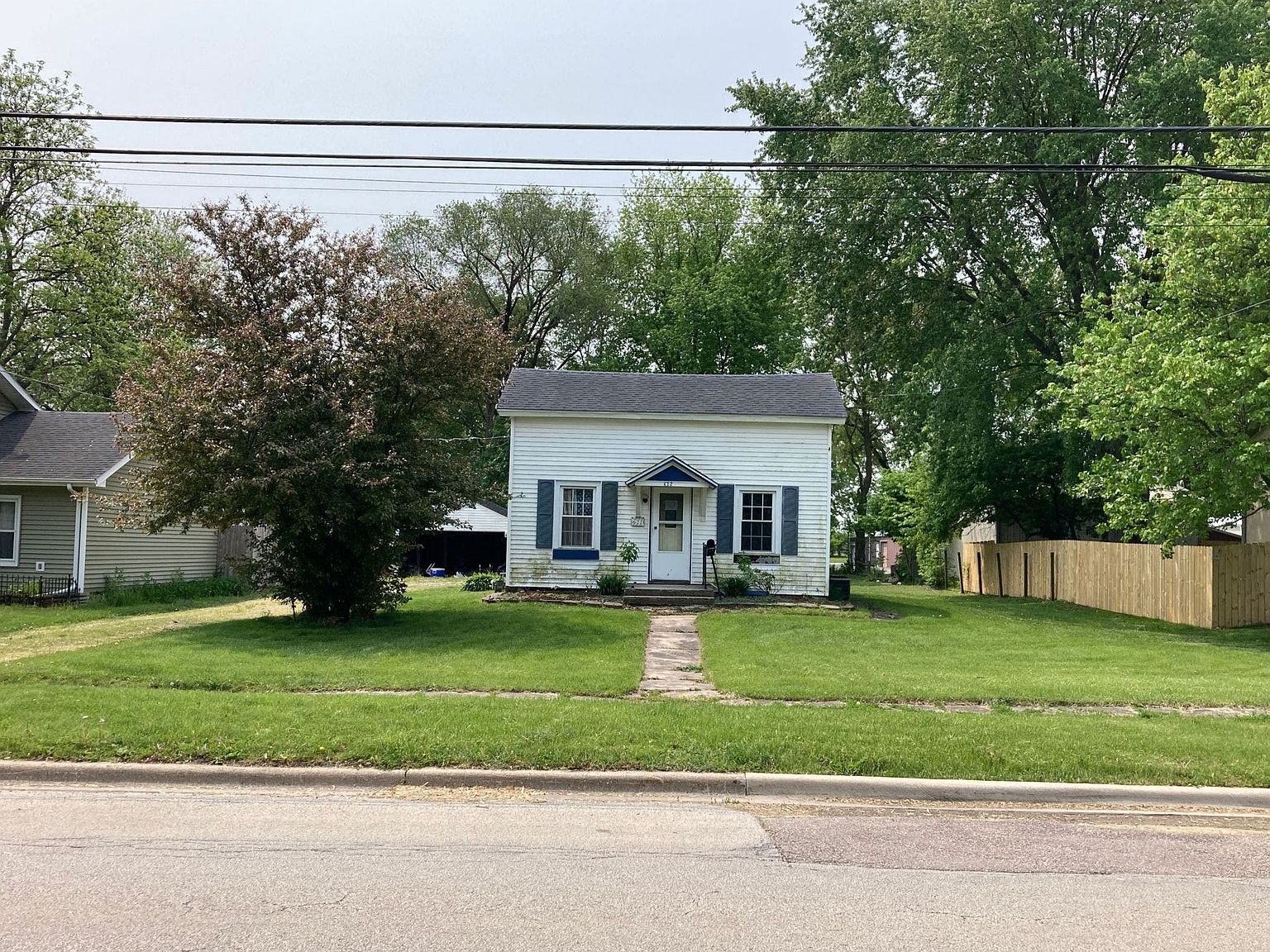 622 W Center St, Sandwich, IL 60548 Zillow