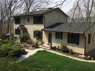 519 East Shore Trl, Sparta, NJ 07871