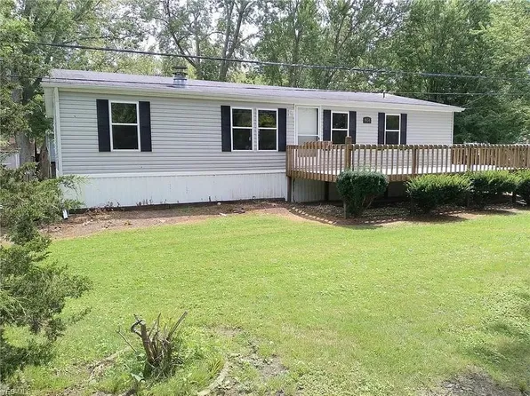 9656 Riverview Rd, Huron, OH 44839