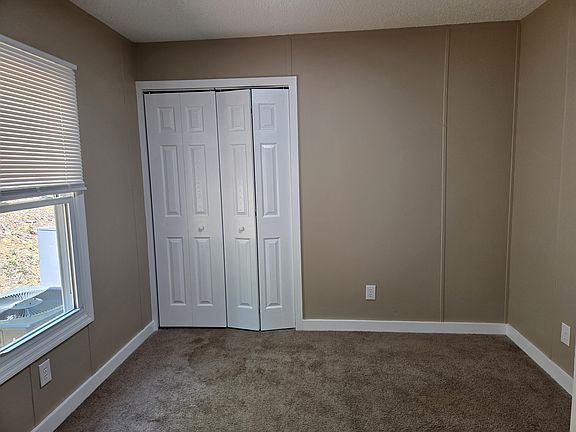 5th image of 24 Raspberry Ridge Rd