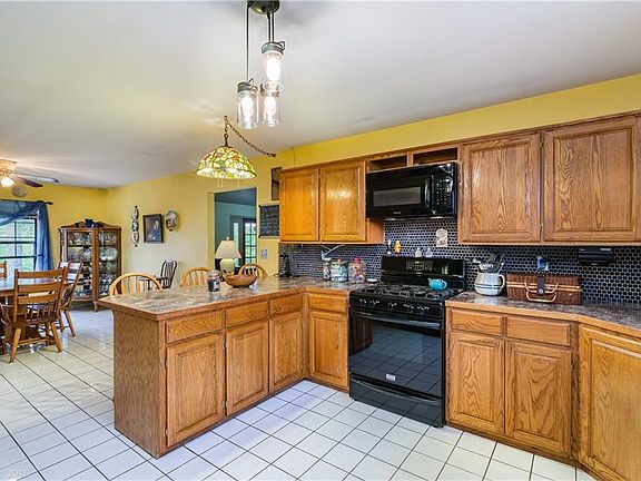 3rd image of 682 Madison Ave #6494