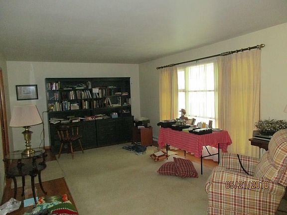 2nd image of 551 W Franklin St