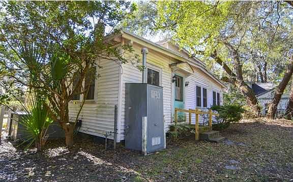 5th image of 2194 Parkway Dr