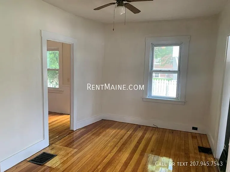 131 Main St — Photo 6