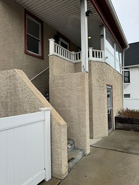 1st image of 54 Malone Ave Floor 2