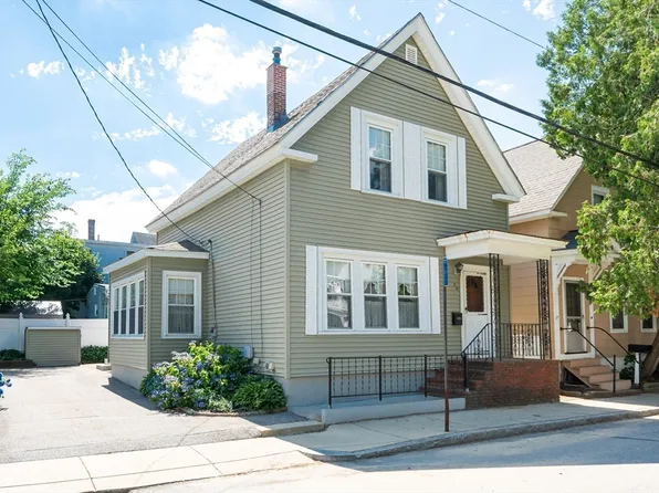 28 White St, Lowell, MA 01854
